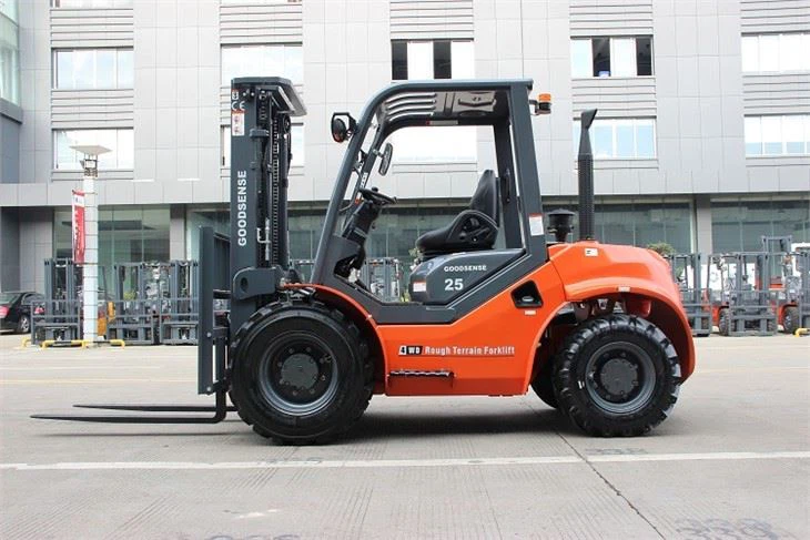 GOODSENSE 4WD rough terrain forklift 2.5ton